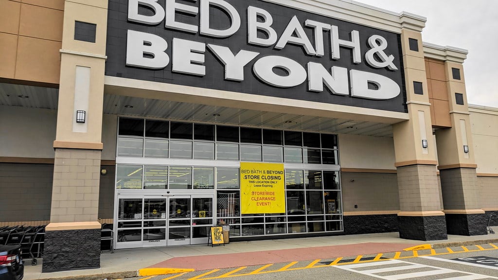 Is Bed Bath And Beyond Closing In Deptford Nj - Bed Western